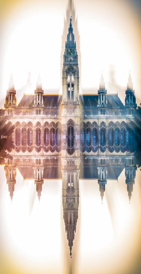 Gespiegeltes Rathaus